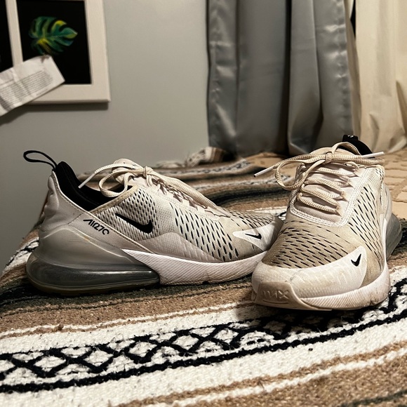 poshmark nike air max 270